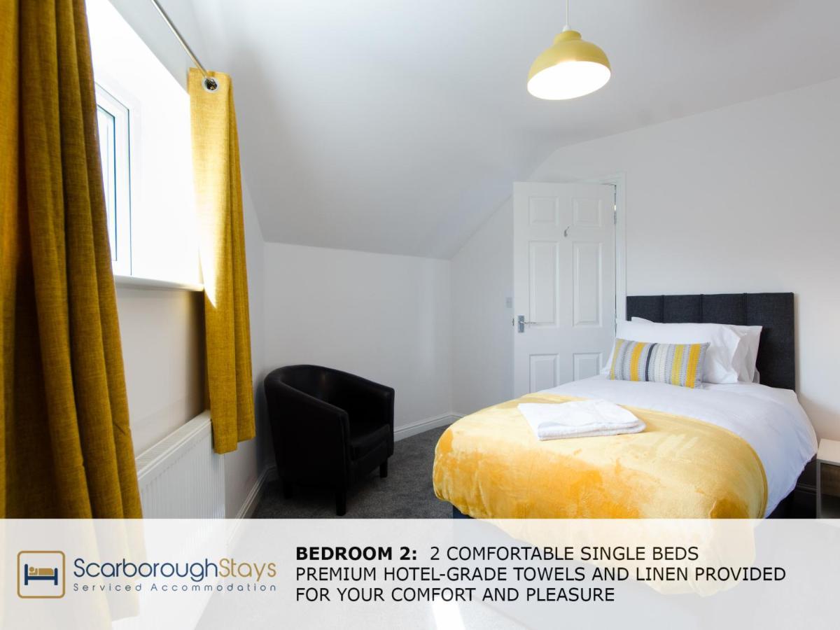 Candler Lodge - 3 Bedroom Townhouse With Parking - Patio Area & Seating Скарборо Экстерьер фото